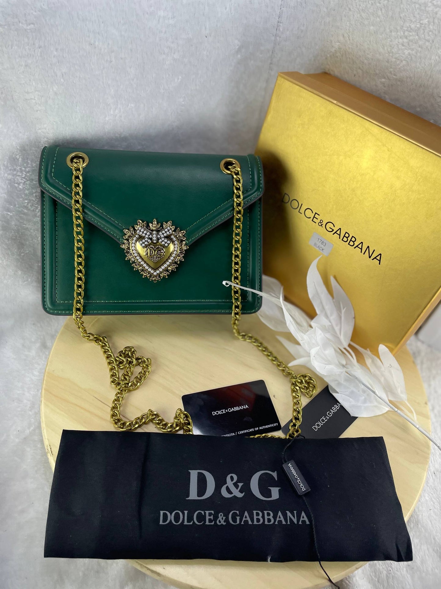 DOLCE & GABBANA Devotion