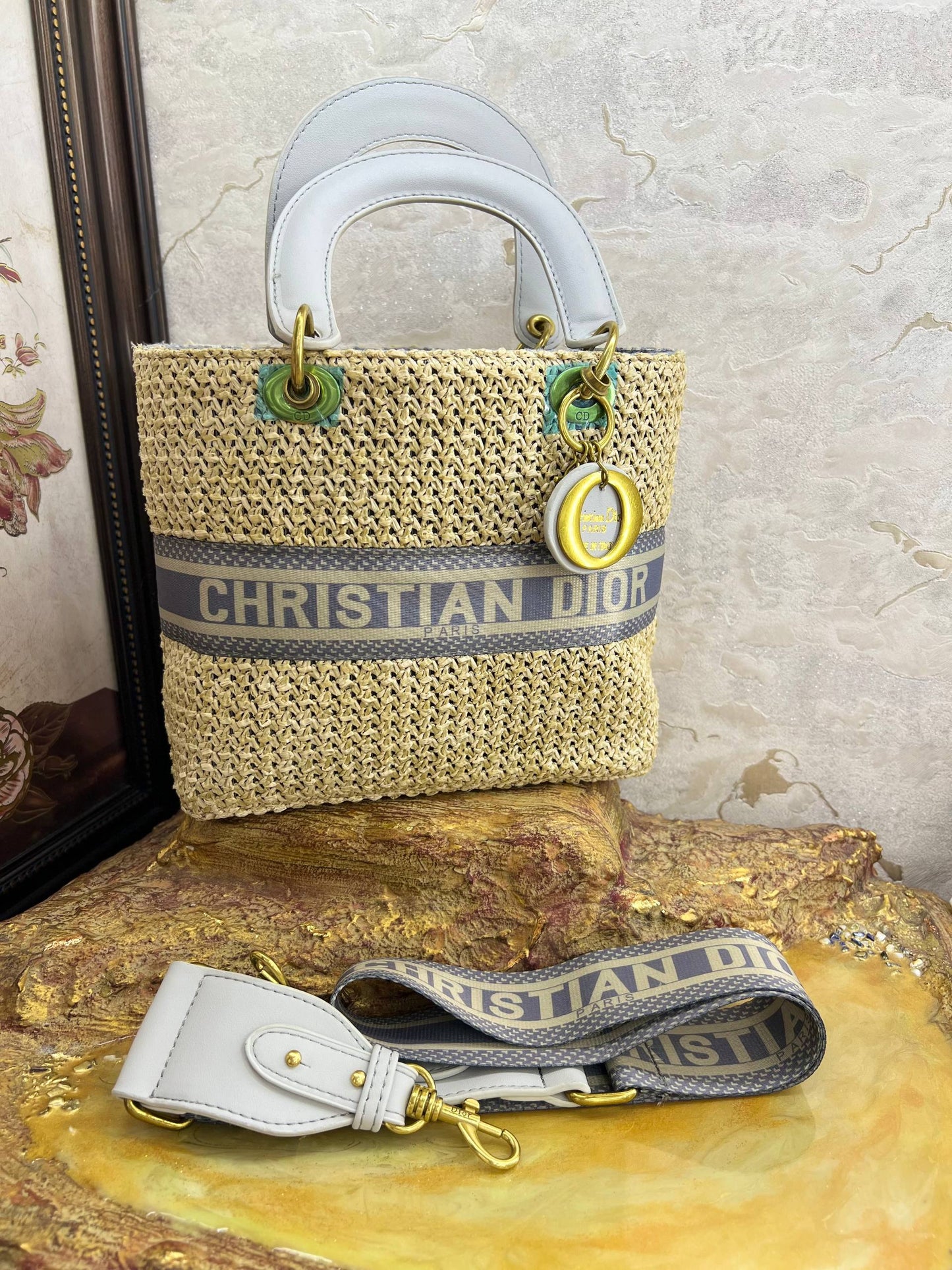 DIOR – Sac en Paille