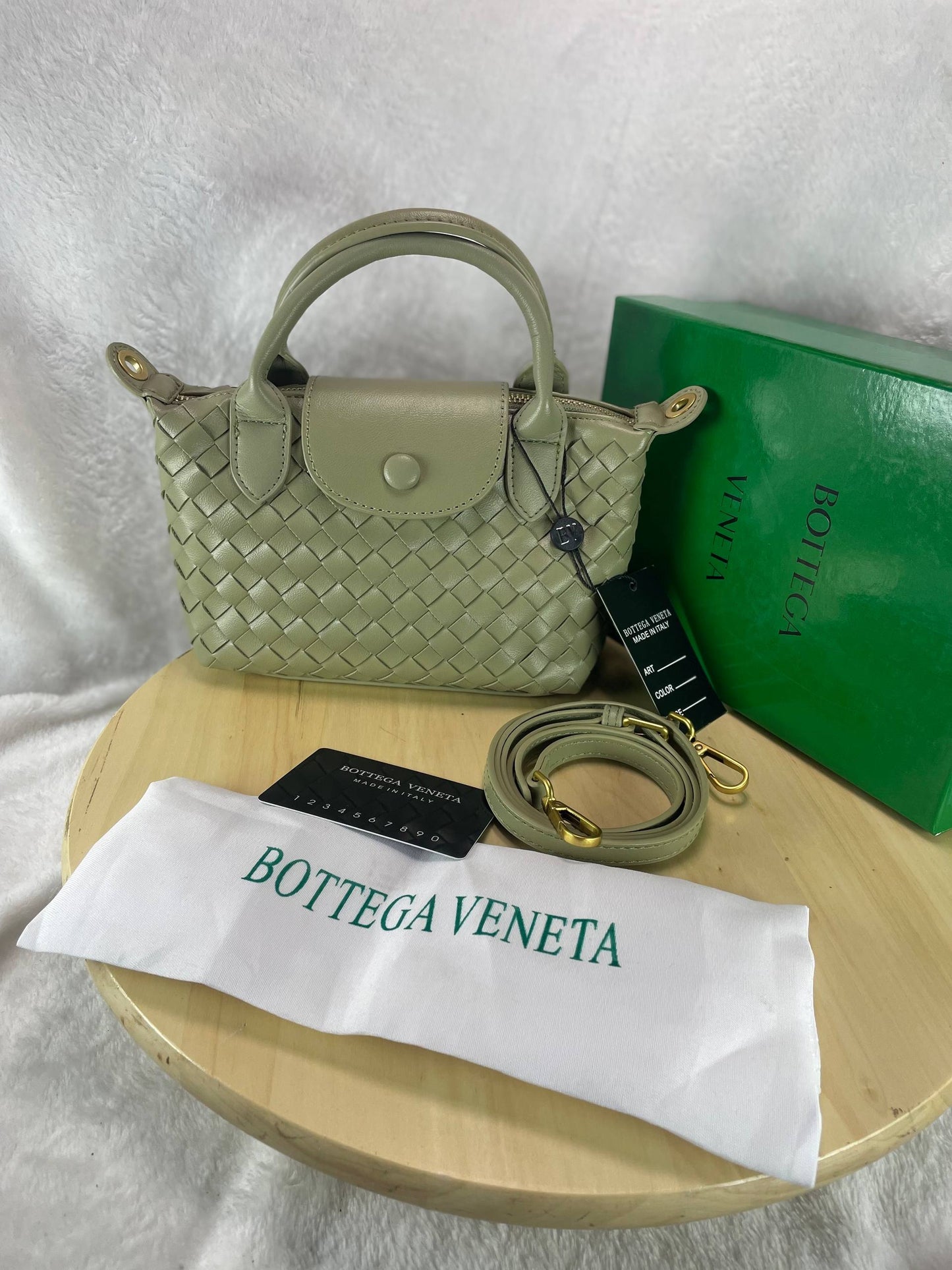 BOTTEGA VENETA – Intrecciato