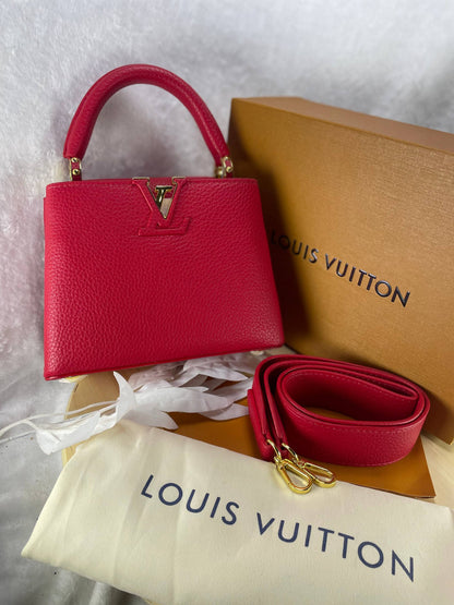 LOUIS VUITTON – Capucines BB