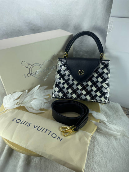LOUIS VUITTON – Capucines BB