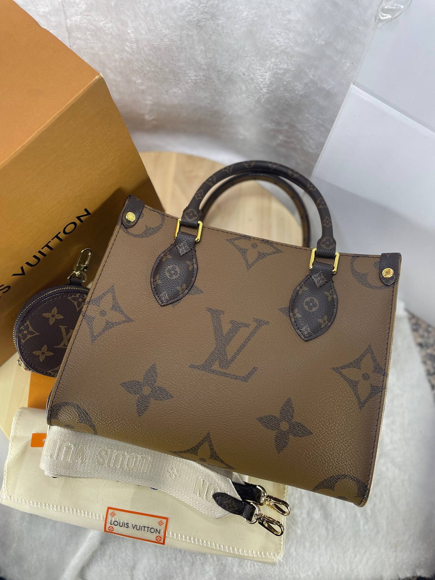 Lv  Speedy Trunk