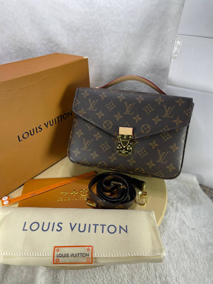 LOUIS VUITTON – Pochette Métis