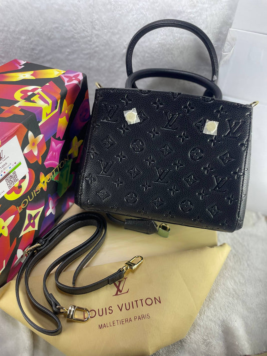 LOUIS VUITTON – Montaigne BB