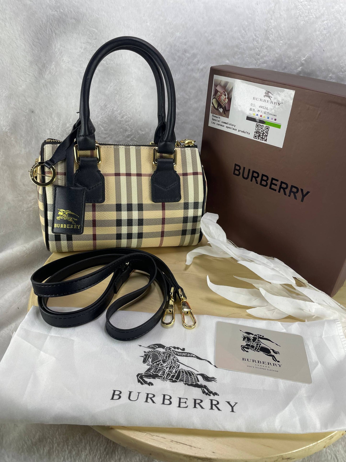 BURBERRY – Haymarket Bowling