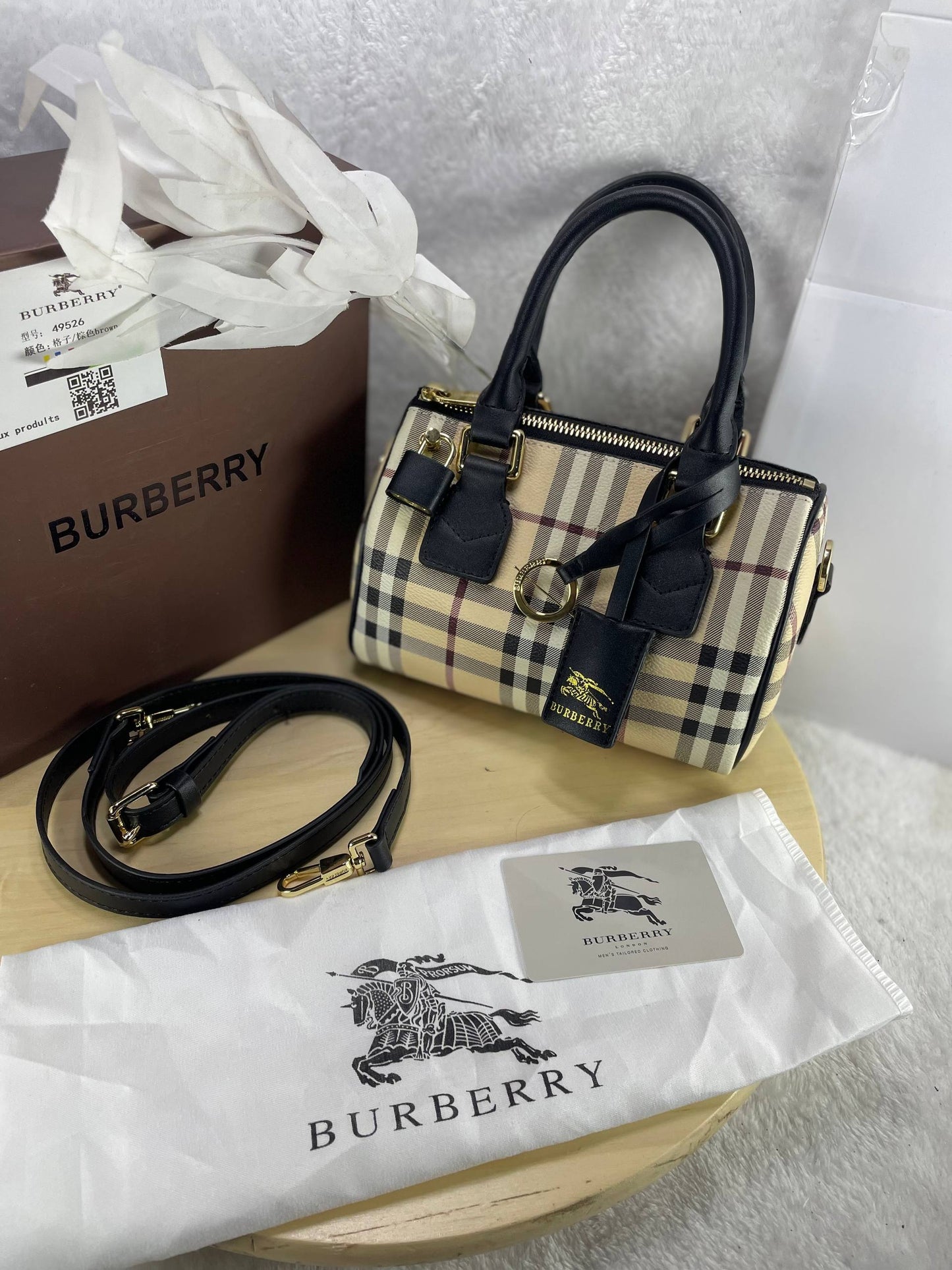 BURBERRY – Haymarket Bowling