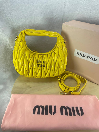 MIU MIU – Wander