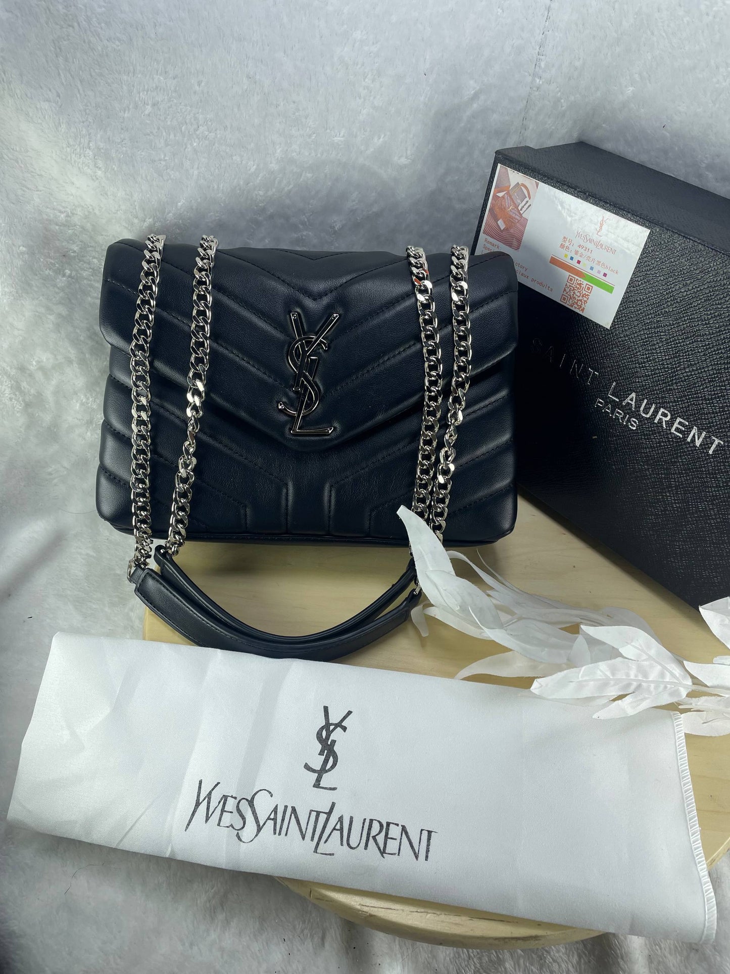 SAINT LAURENT