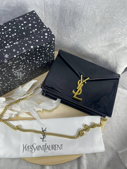 SAINT LAURENT