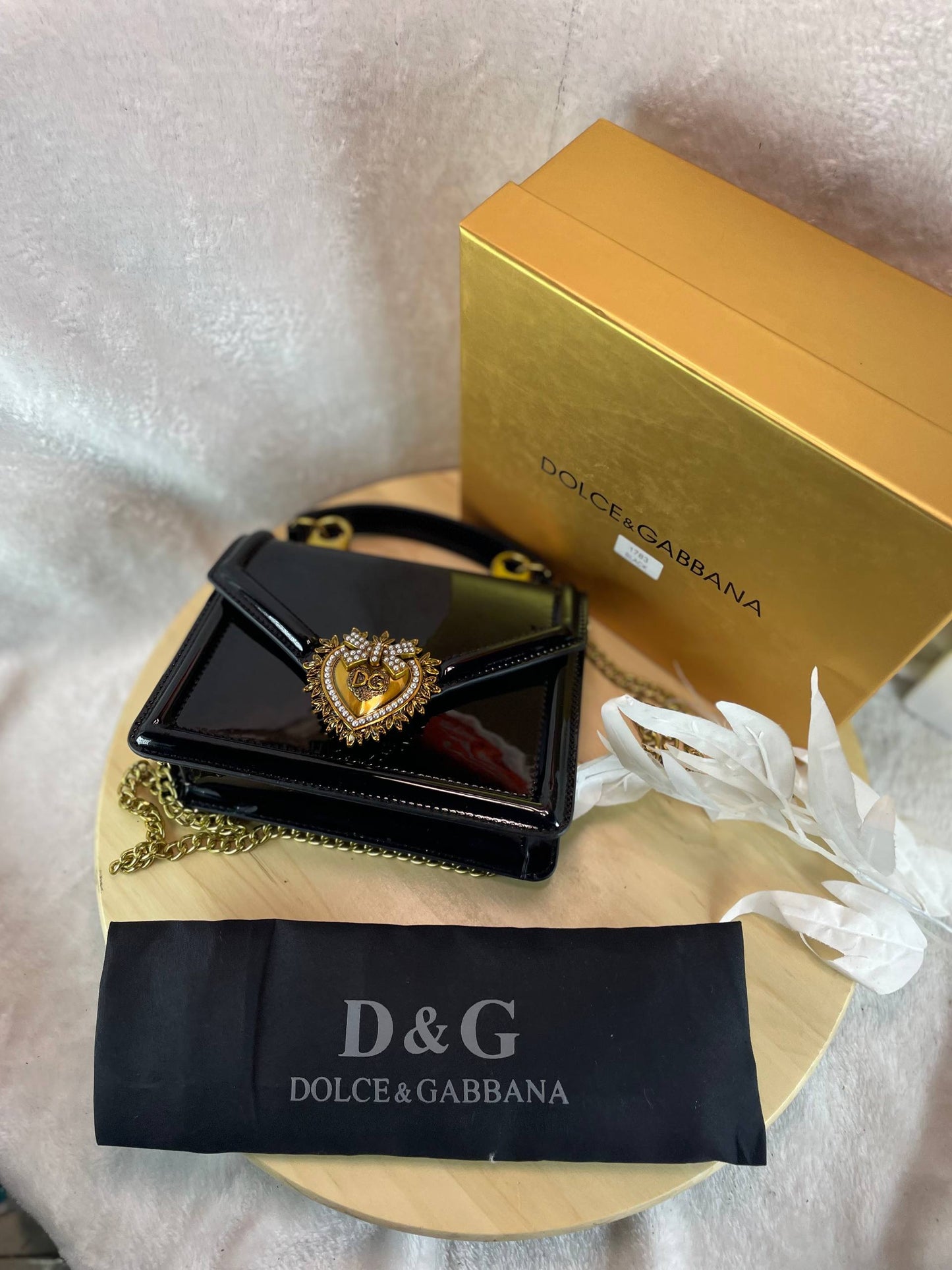 DOLCE & GABBANA  Devotion